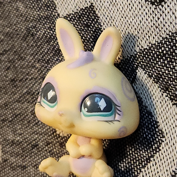 Littlest Pet Shop LPS Figure Hasbro Dwarf Rabbit #471 From Pet Nooks Set - Picture 2 of 10
